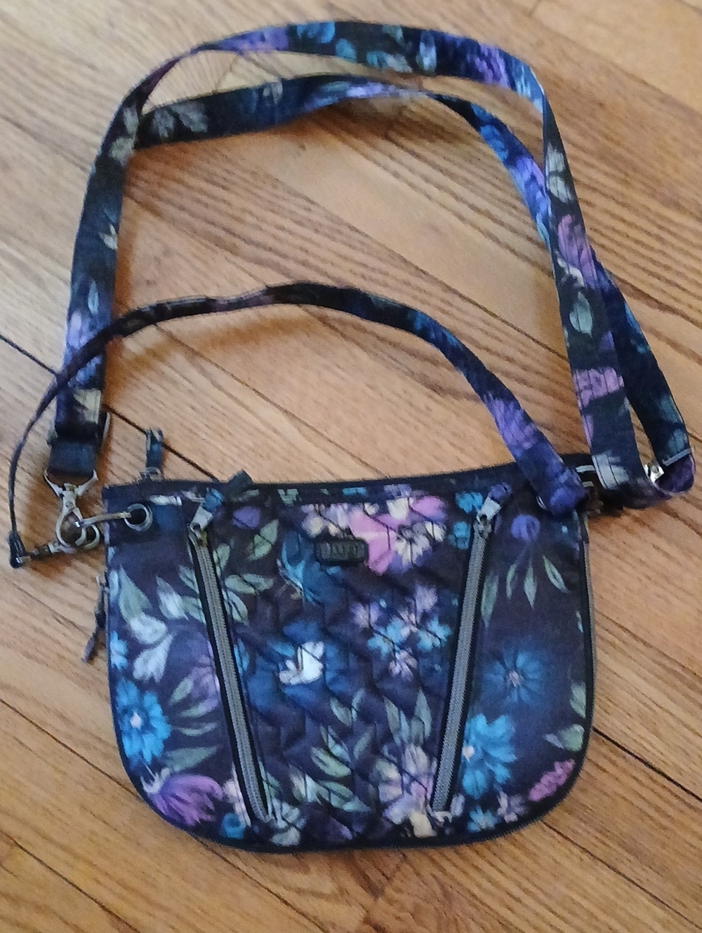 Lug Swivel Quilted Crossbody Bag Dark Floral  ■ Shoulder & Crossbody Straps